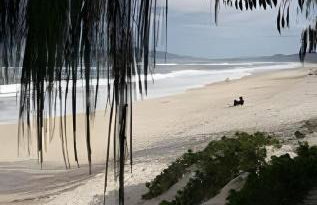 Casa 2 quartos, 6 pessoas, perto da praia, ar condicionado, wi-fi, cozinha completa, lavanderia, - Foto 26