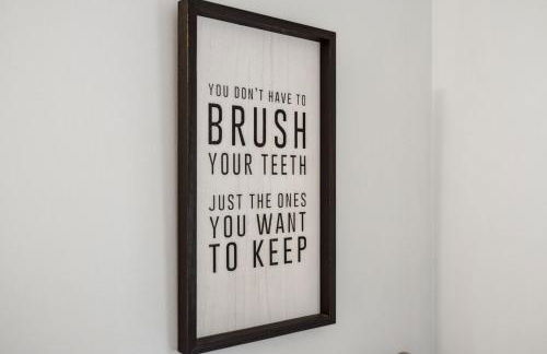 East Nashville Sweetie Near to Downtown 2 Bed 2 Bath with Fenced Yard 30 or more Days by SkyRun Nashville - Foto 3