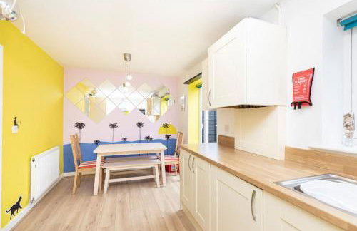 CHERRY MEWS by BOURNECOAST - A Detached Holiday Home with Parking and a Garden - HB7358 - Foto 8