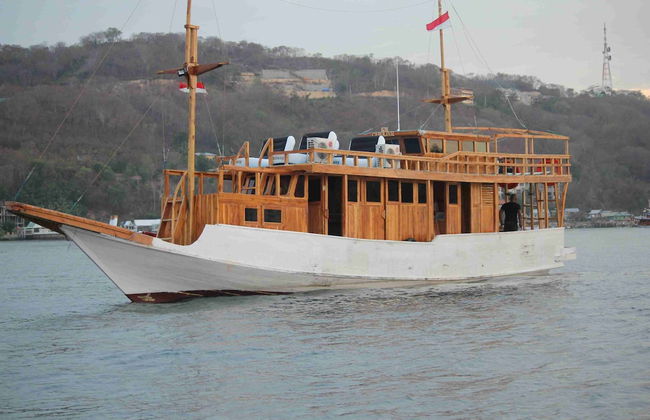 Boat Charter KM.Caroline - Foto 1