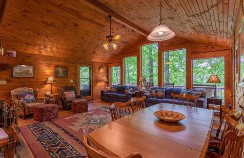 Bucky's Hideaway - Photo 7