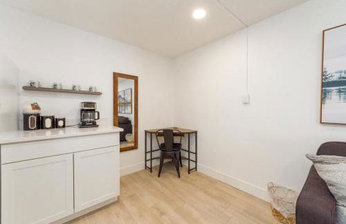 Quaint 1 BD 1 BTH Guest Home Minutes from Gonzaga - Foto 10