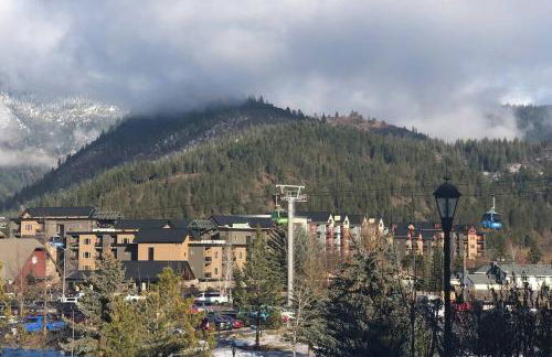 Penthouse Mountain Haven with Community Spa Room - Foto 24