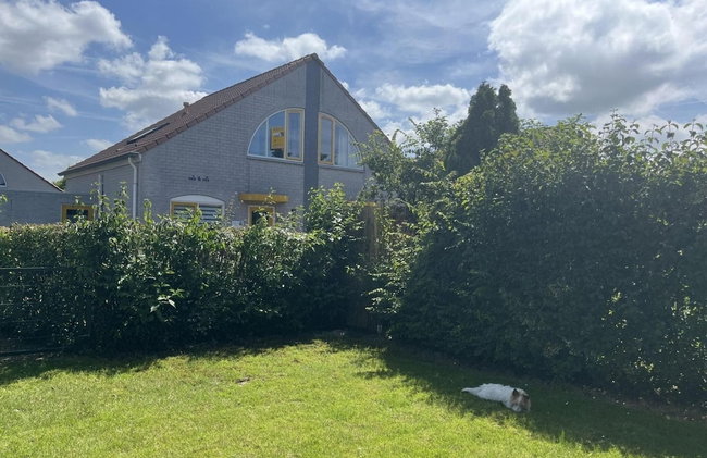 Cosy Bungalow Near the Beach - Photo 60