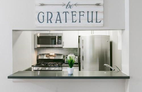 Finest Luxury 1 Bedroom Apartment - Photo 13