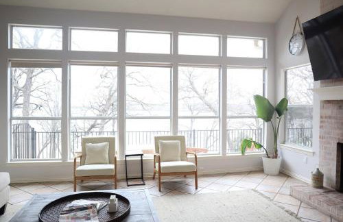 Serene Lakefront Retreat with Scenic Views - Foto 15