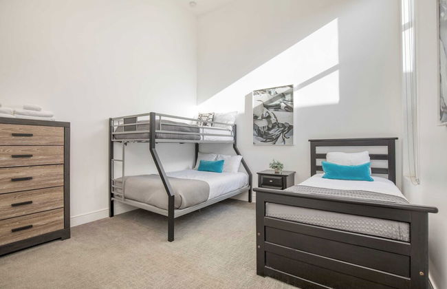 Sleeps 40 3 Luxe Villas Next to Empire Polo Club Putting Green & Pickleball - Foto 30