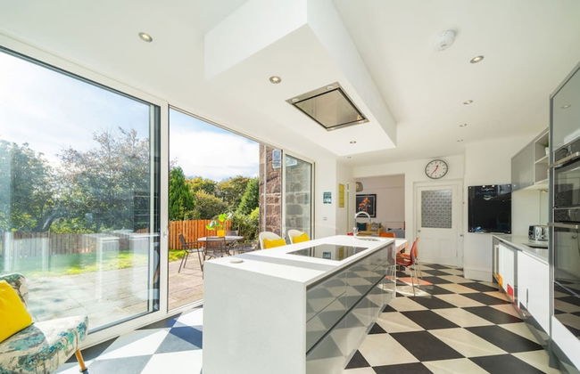 Sunnybrae House Seaside Family-friendly Getaway in Stonehaven With Hot Tub - Foto 1