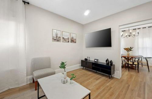 The Lakewood Belle: Family Friendly Home 10 minutes to Downtown! - Foto 14