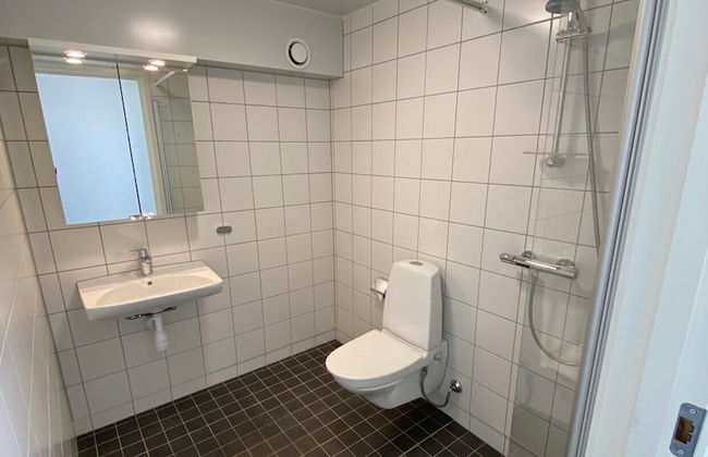 Beautiful 1- Bed Studio in Sollentuna - Photo 5