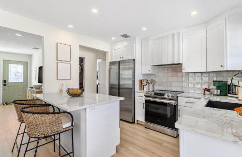 Madeira Beach House Fall Special! Private Heated Pool & Steps to Beach! - Photo 6