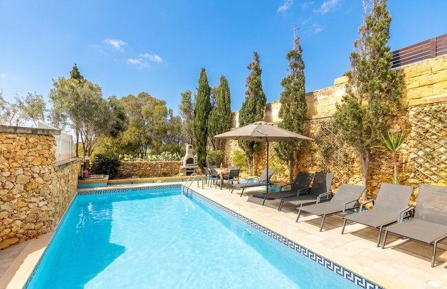 Dionisia Gozitan Villa and Pool - Photo 16