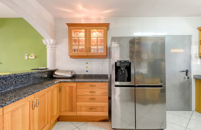 4 bedroom House in Castelló d'Empúries with private pool and garden - Photo 14