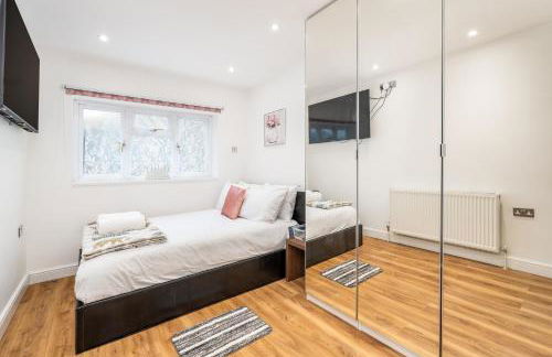 Family Friendly, Cosy 3 bed Home - Pass the Keys - Foto 3