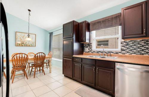 Relaxing Retreat with Pool and Movie Theater - Foto 19