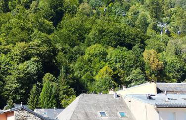 appartement cosy hyper centre de Cauterets - Photo 1