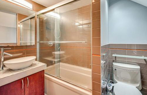 1 Mi to Connecticut River Home with Large Backyard - Foto 18