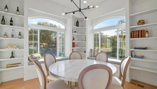 Starry Oak Vineyard Retreat w Hot Tub - Foto 4