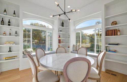 Starry Oak Vineyard Retreat w Hot Tub - Foto 4