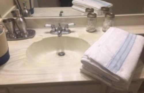 Water Front Sweet Home - Photo 56