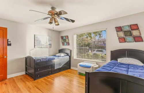 Spacious Family Home with Garage Game Room and Office! - Photo 25