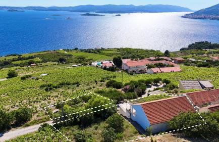 Villa More - Photo 1