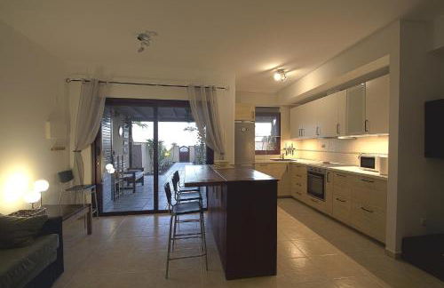 BEACH FRONT GRANILLO - ocean view, garden, bright and comfortable, Wi-Fi - Photo 18