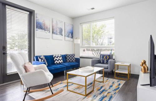 Bright & Cozy 2BR Retreat w Parking Broad Ripple - Foto 1