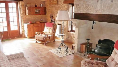 Gorgeous Home In Val-De-Louvre-Et-Caude - Foto 4