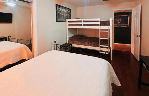 NY - NJ Tennis Suites - Sleeps 40 - 15 Mins to NYC - Foto 77