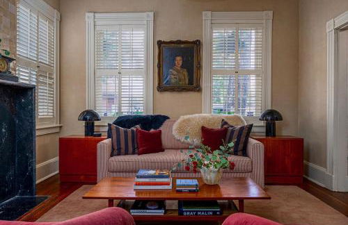 Hawkins House - Historic Savannah Stay near Forsyth Park with Designer Interiors and Plunge Pool - Foto 6