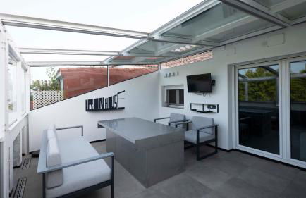 Iron House - Penthouse with Bathtub in Golden Mile & Roman Bridge - Foto 40