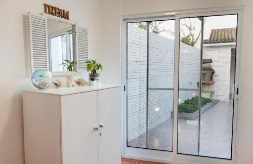 Cozy Beach House - Photo 10