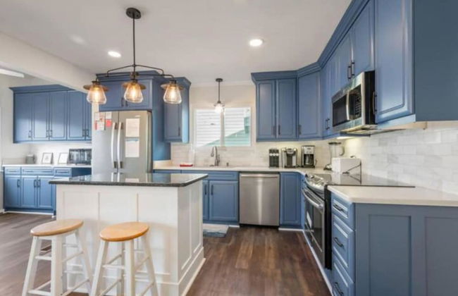 Enjoy Sunny Daze Private Pool Walk to Beach - Foto 11