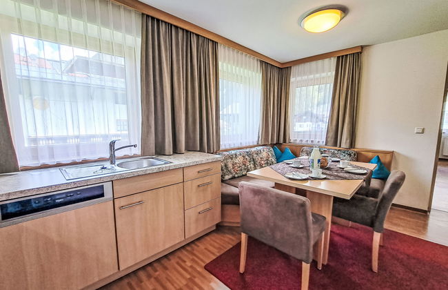 2 bedroom Apartment in Mayrhofen with garden - Photo 30