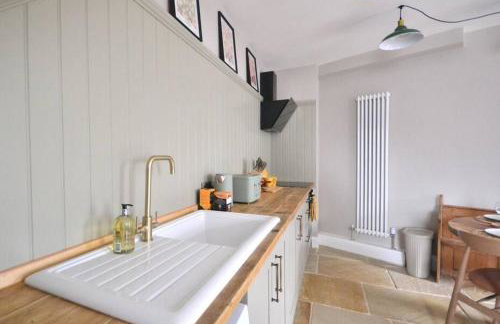 St Nicholas Corner - A New Unique Town Centre Home - Photo 3