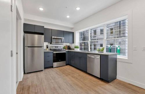 Modern Apartment with Pool Table! Pet-friendly! - Foto 8