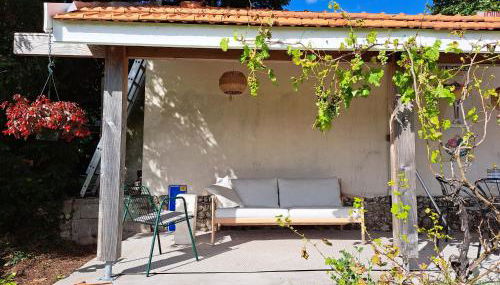 House on the hill, near Aubeterre-sur-dronne - Foto 3