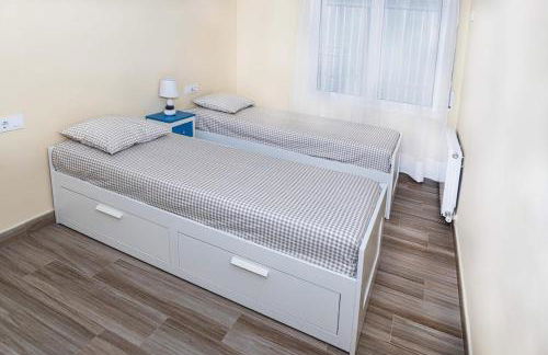 Apartmento con piscina y pista de tennis - Foto 12