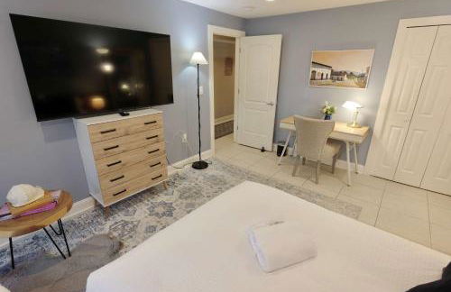 Explorers Paradise Walk to Capitol - Photo 10