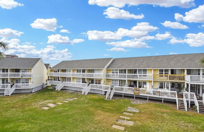 8226 is an upstairs pet friendly studio located in Sandpiper Cove by RedAwning - Foto 51