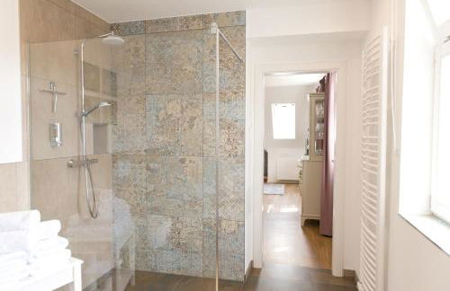 Apartments am Linggplatz - Ruhige Lage in der Fußgängerzone - Self-Check-in - Parkhaus inklusive - Schnelles WLAN - Foto 73