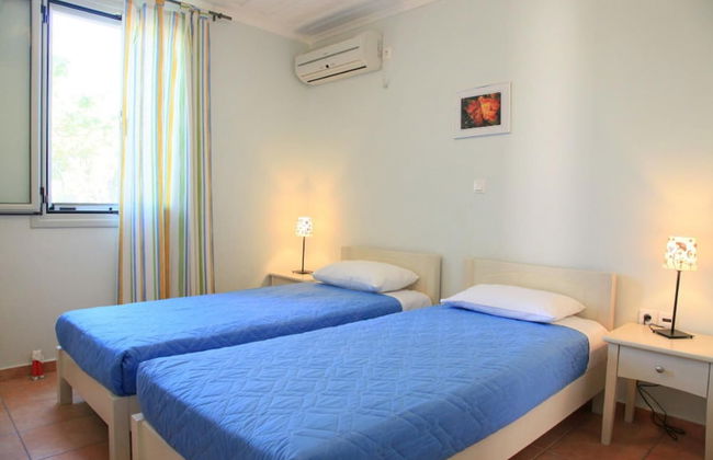 Antigoni Beach House Large Private Pool Walk to Beach Sea Views A C Wifi Car Not Required - 1012 - Foto 28