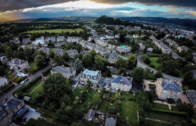 Spacious 4 Bedroom Flat in Stirling - Photo 22
