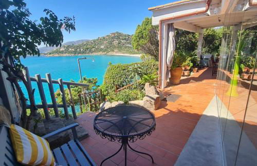 Sardegna Rivanhouse Suite stunning sea view hydromassage and direct access to the sea - Foto 7