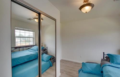 Crescent City Home with Hot Tub Half-Block to Beach - Foto 26