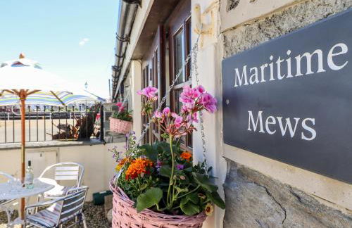 Maritime Mews, 6 The Oakleys - Photo 2