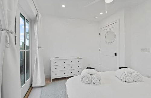 Cuttyhunk Waterfront - Private Beach & Patio - Foto 11