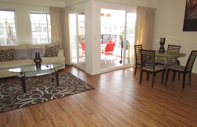 Peach Blossom Across From the Beach - Foto 7