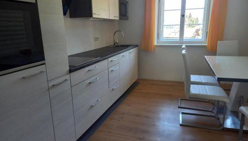 Zur alten Schmiede - Foto 2